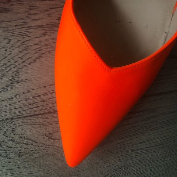 Stuart Weitzman Anny 105 neon orange pumps sz 6.5 - Picture 12 of 12